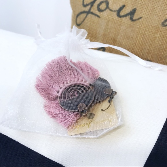 🎀 NEW Boho Pink Tassel Dangle Earrings - Picture 5 of 5